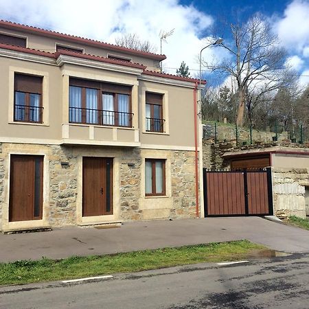 Casa Victoriano Guest House Melide Exterior photo